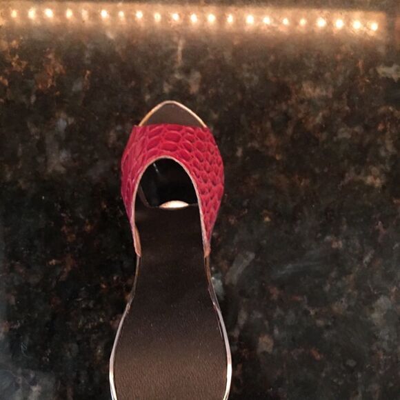 RED SNAKESKIN High Heel Bottle Opener! - Picture 4 of 11